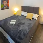 Coastal Urban Nest * Makarska