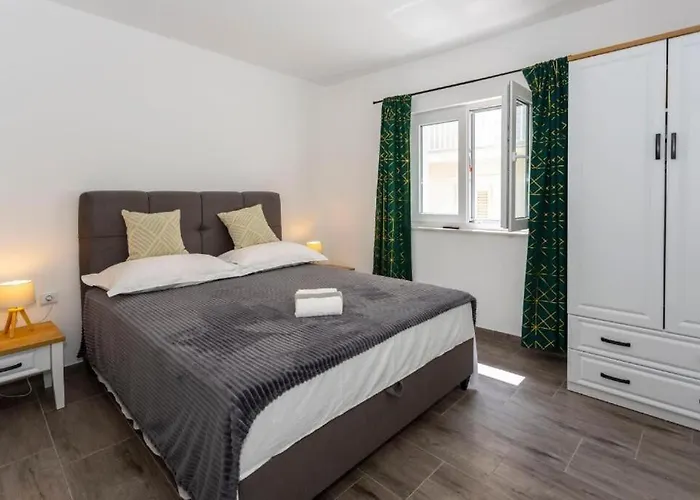 Apartament Coastal Urban Nest Makarska