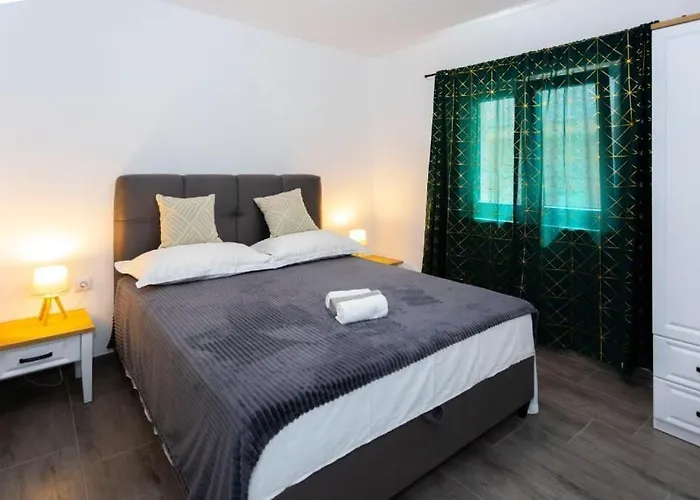 Apartament Coastal Urban Nest Makarska