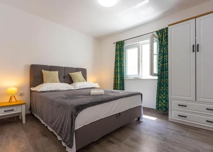 Apartman Coastal Urban Nest