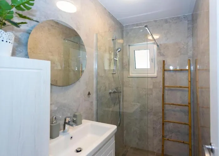 Apartman Coastal Urban Nest *