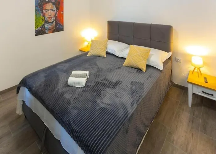 Coastal Urban Nest * Makarska