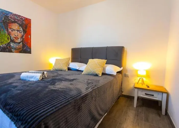 Coastal Urban Nest Apartman